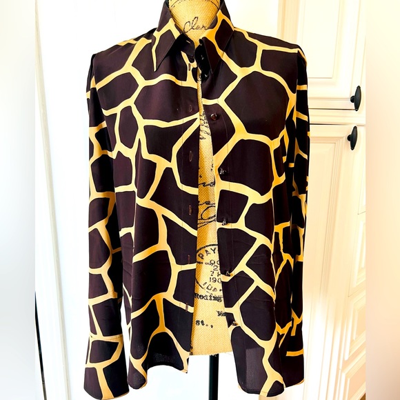 Escada Tops - ESCADA BROWN & CREAM BEAUTIFUL GIRRAF Print 100% Silk Button Down Top